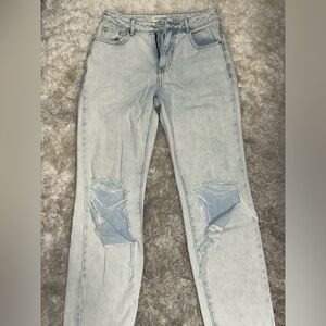 Ripped Pacsun mom jeans